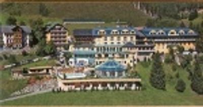 BONUSOVÁ CENA - voucher na víkendový pobyt pro 2 osoby do 4* luxusního wellness hotelu Pichlmayrgut v Rakousku