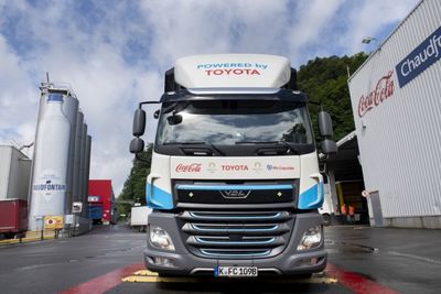 Toyota, Coca-Cola a Air Liquide testují náklaďák na vodík