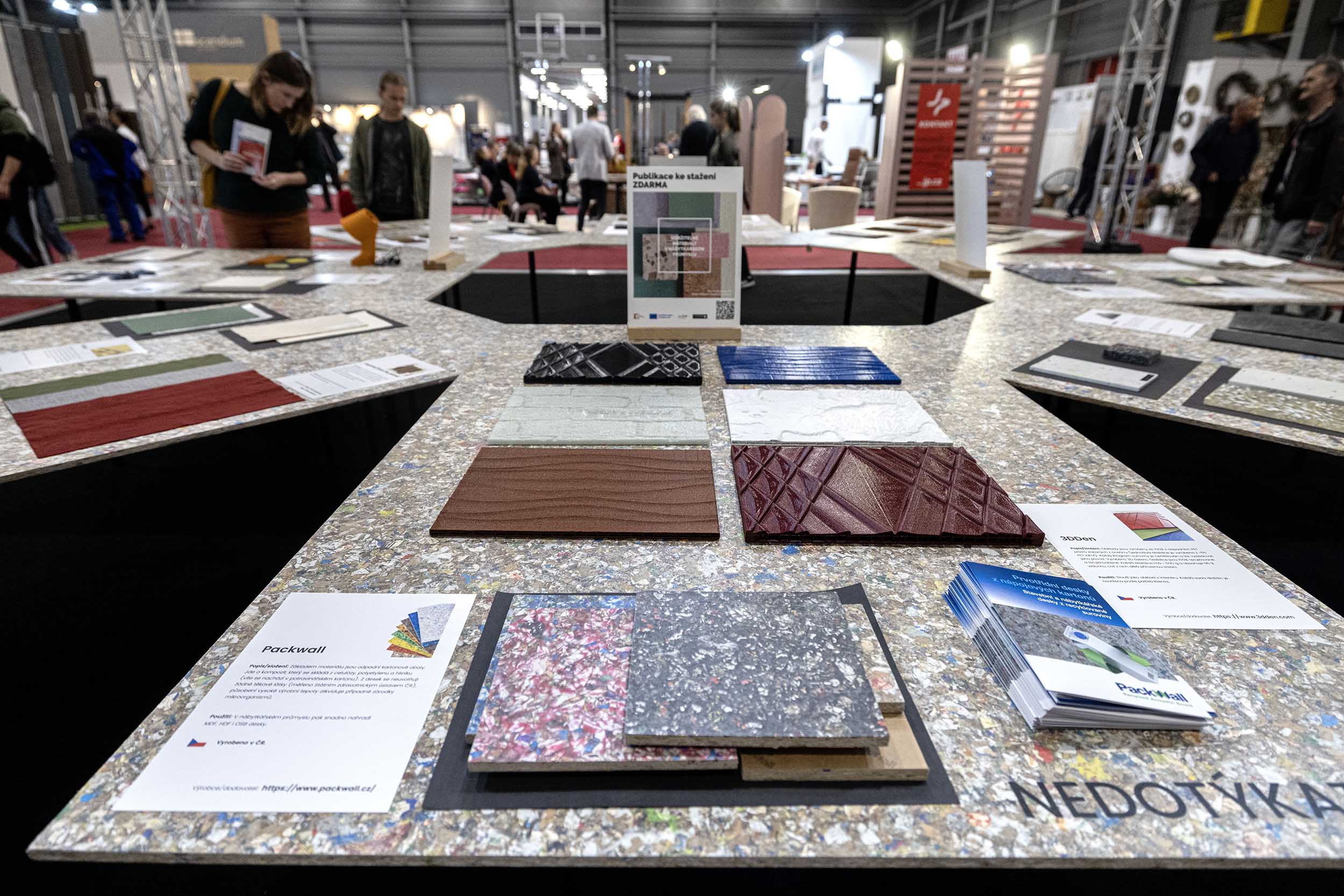 捷克布拉格國(guó)際家具、地面材料及燈飾照明展覽會(huì)FOR INTERIOR & DESIGN 2025春季，探索最新潮流與創(chuàng)新