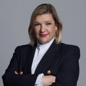 Veronika Erős